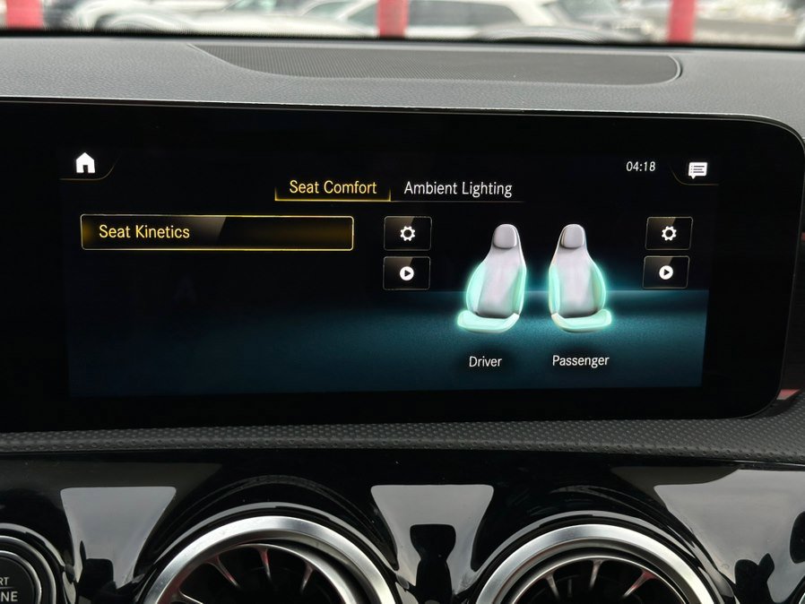 Used 2023 Mercedes-Benz CLA 250 4MATIC image 38