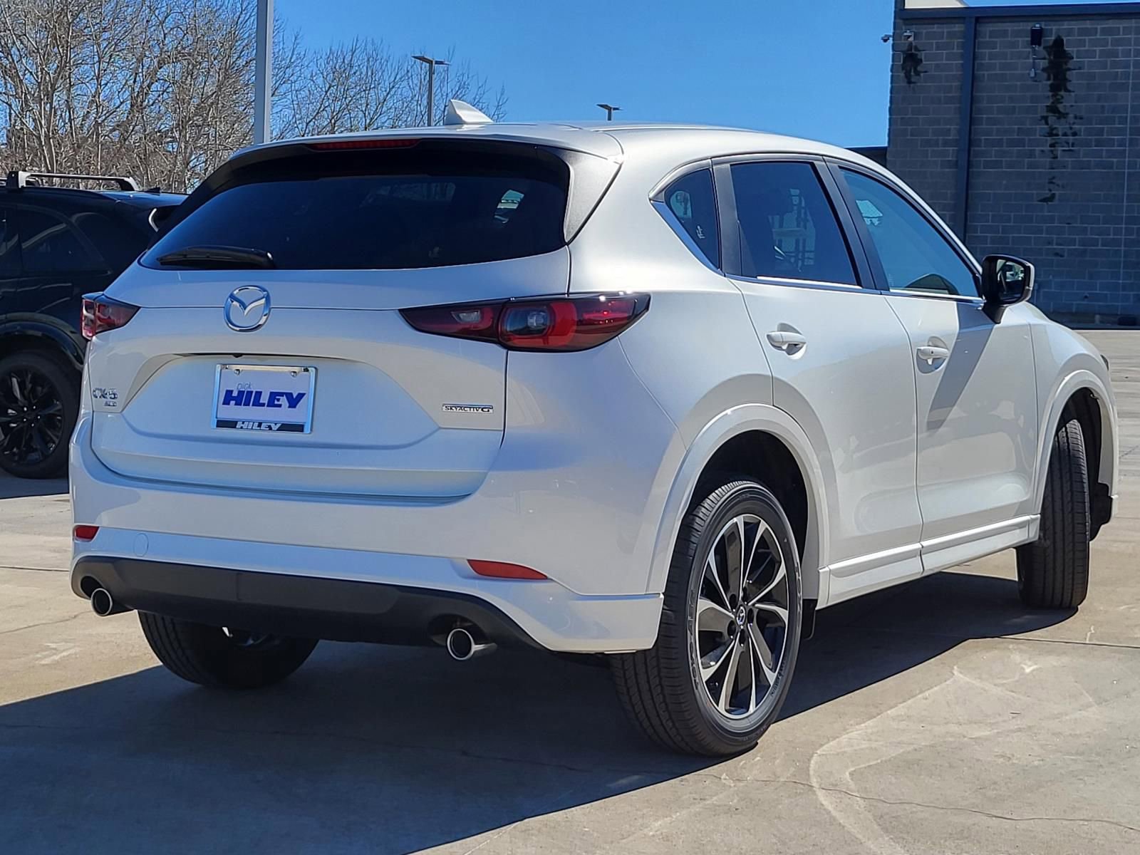 New 2025 MAZDA CX-5 AWD 2.5 S w/ Preferred Package image 4