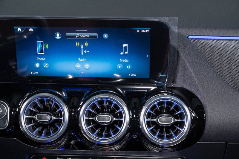 Certified 2025 Mercedes-Benz GLA 35 AMG 4MATIC image 20