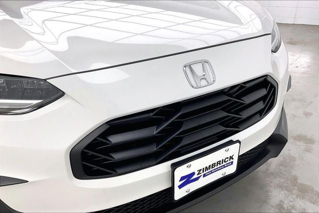 Certified 2025 Honda HR-V Sport image 30