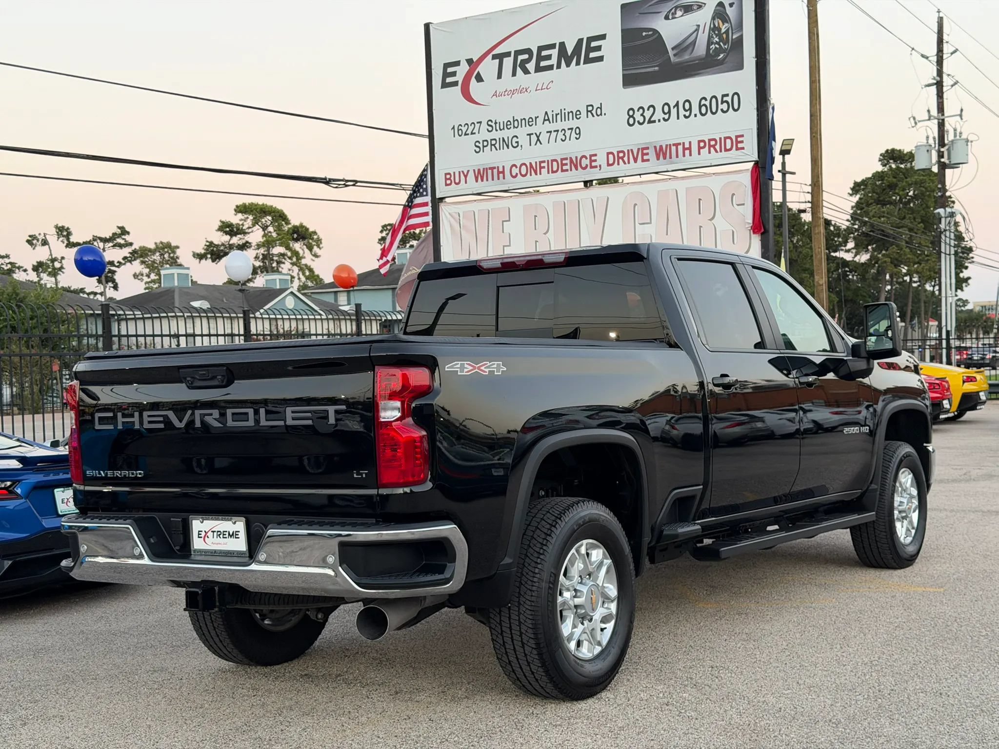 Used 2025 Chevrolet Silverado 2500 LT w/ Safety Package AWD/4WD image 9