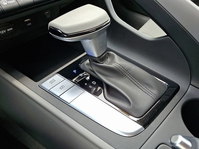 Certified 2024 Hyundai Elantra SEL FWD image 14