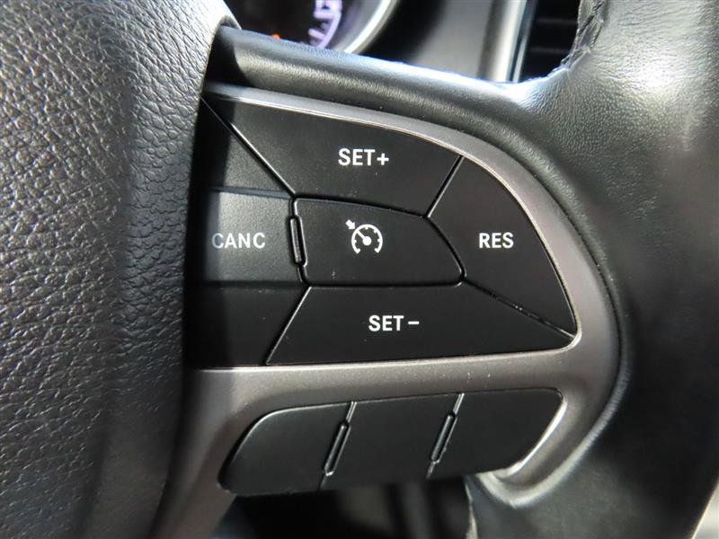 Used 2019 Jeep Grand Cherokee Laredo image 21