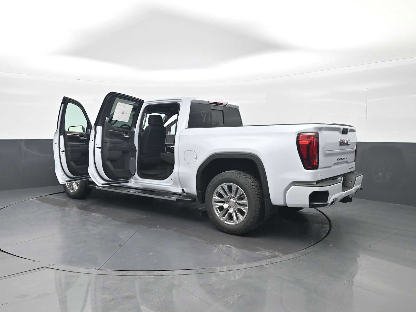 New 2026 GMC Sierra 1500 Denali w/ Technology Package AWD/4WD image 47