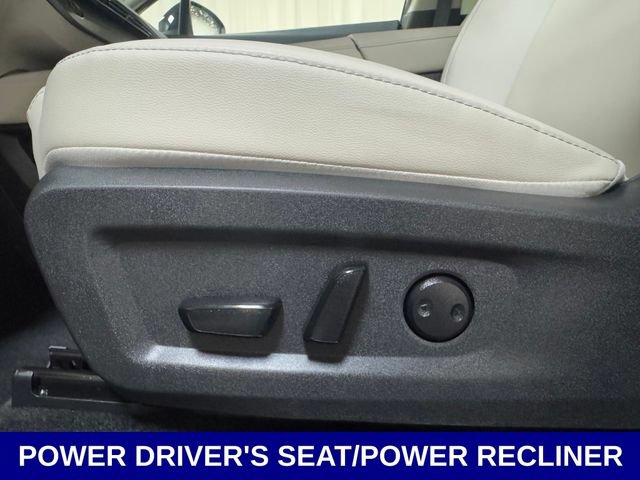 Used 2025 Nissan Murano SL AWD/4WD image 16