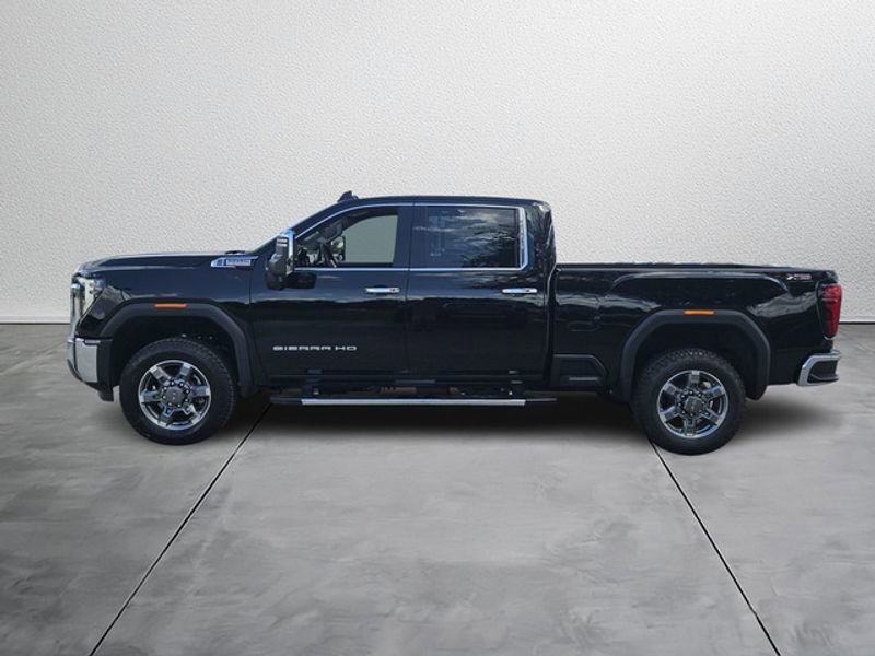 New 2026 GMC Sierra 2500 SLT w/ SLT Premium Package image 2