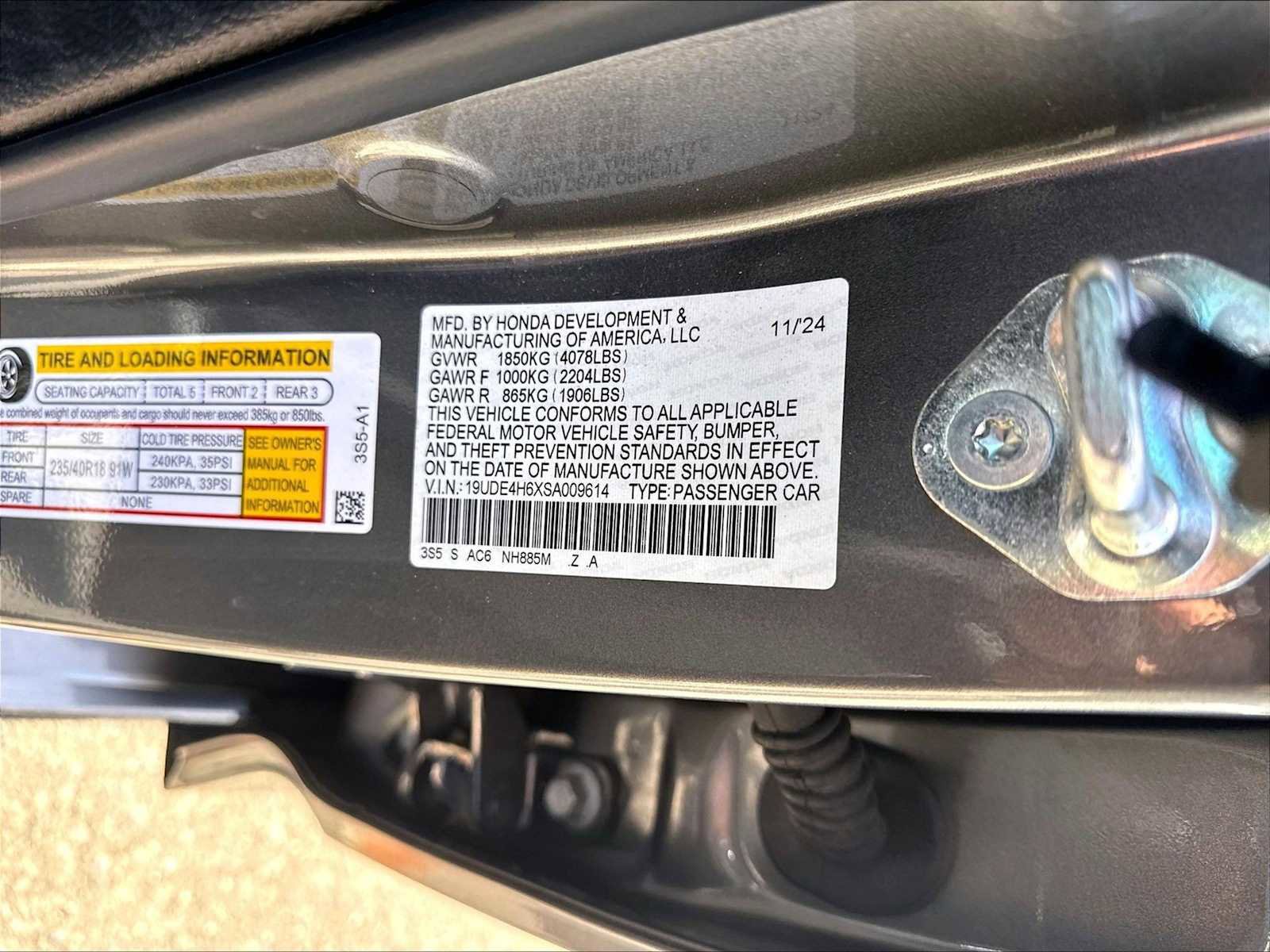 Used 2025 Acura Integra A-Spec FWD image 33