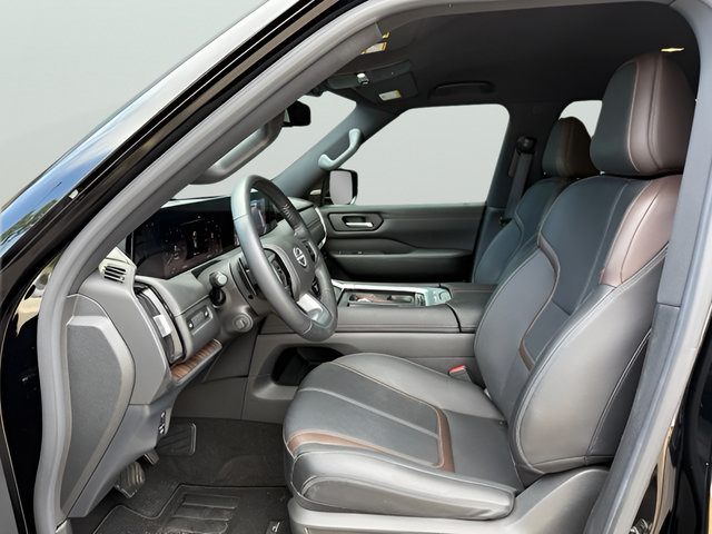 Used 2025 Nissan Armada SL w/ Captain's Chari Seat Package RWD image 13