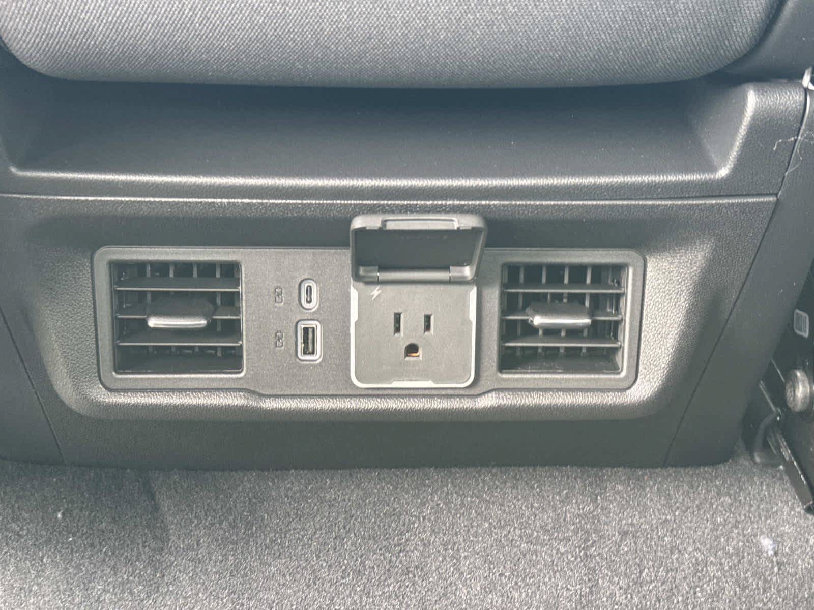 New 2026 Chevrolet Silverado 3500 LT AWD/4WD image 9