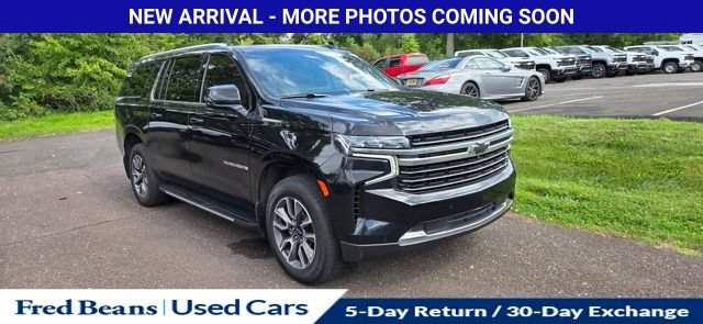 Used 2024 Chevrolet Suburban LT w/ Luxury Package