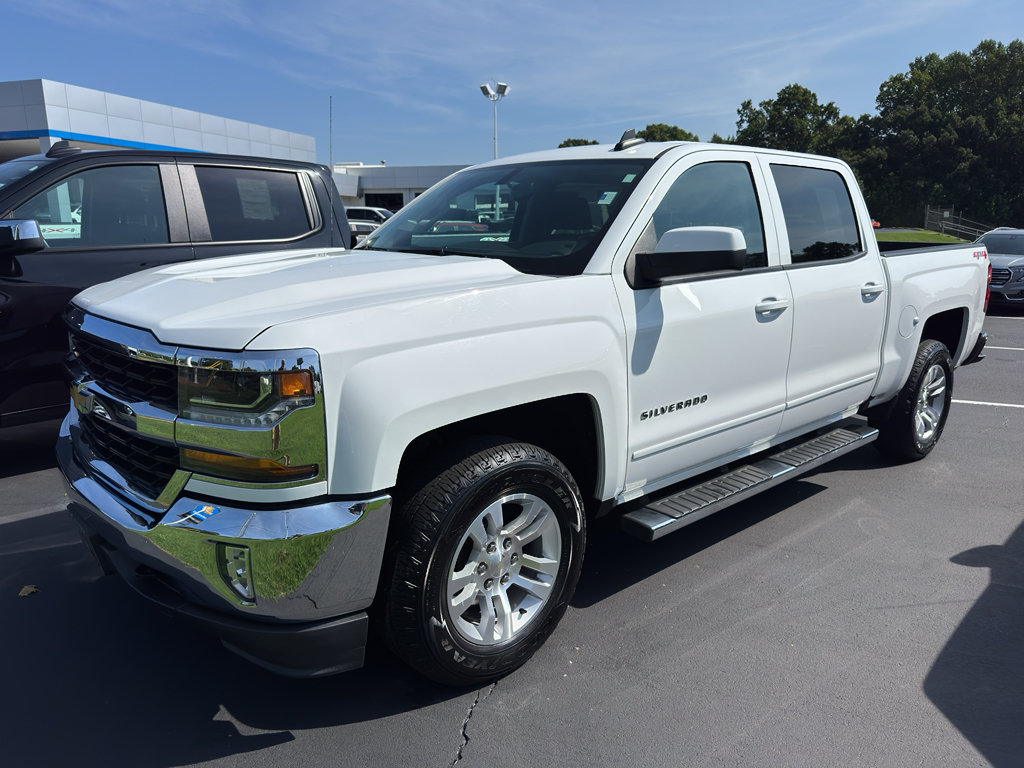 Used 2018 Chevrolet Silverado 1500 LT w/ All Star Edition AWD/4WD image 3