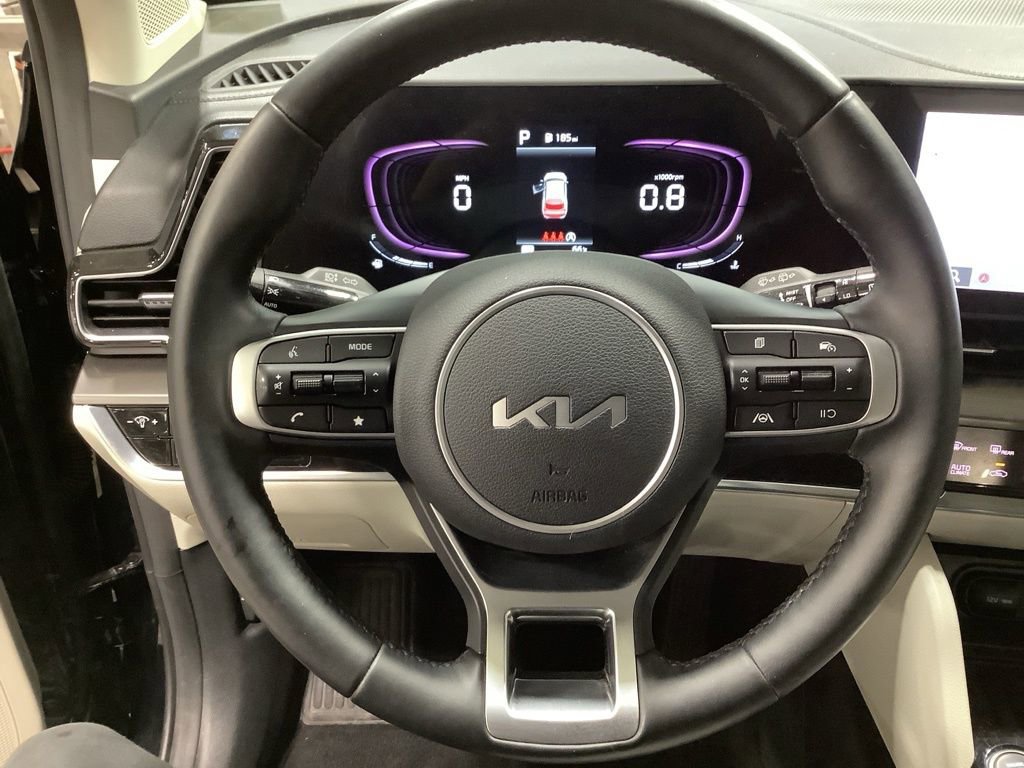Certified 2023 Kia Sportage EX image 8