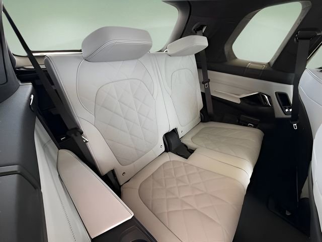 Certified 2026 BMW X7 xDrive40i image 33