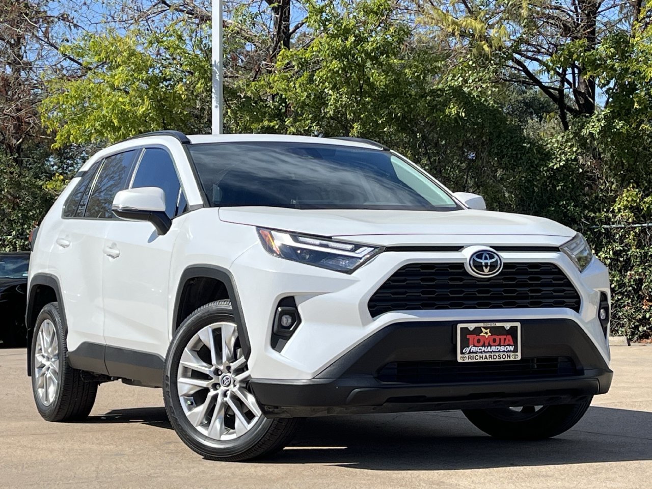 Used 2024 Toyota RAV4 XLE Premium FWD image 2