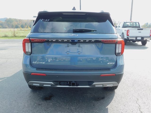 New 2026 Ford Explorer Active w/ Active Comfort Package image 8