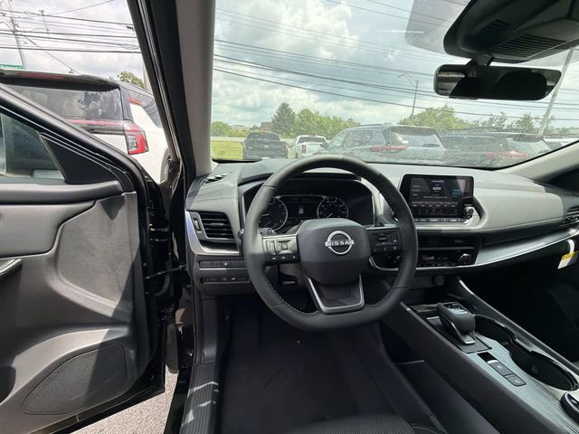 New 2026 Nissan Rogue SV w/ Cold Weather Package AWD/4WD image 12