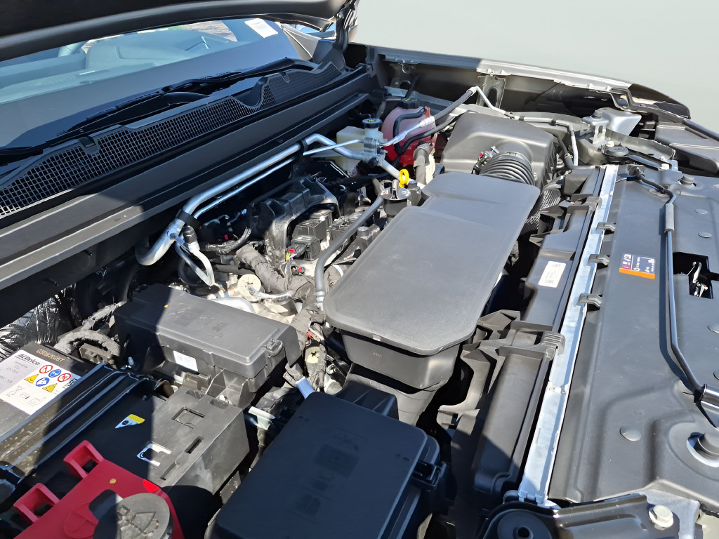 New 2026 GMC Canyon Denali AWD/4WD image 15
