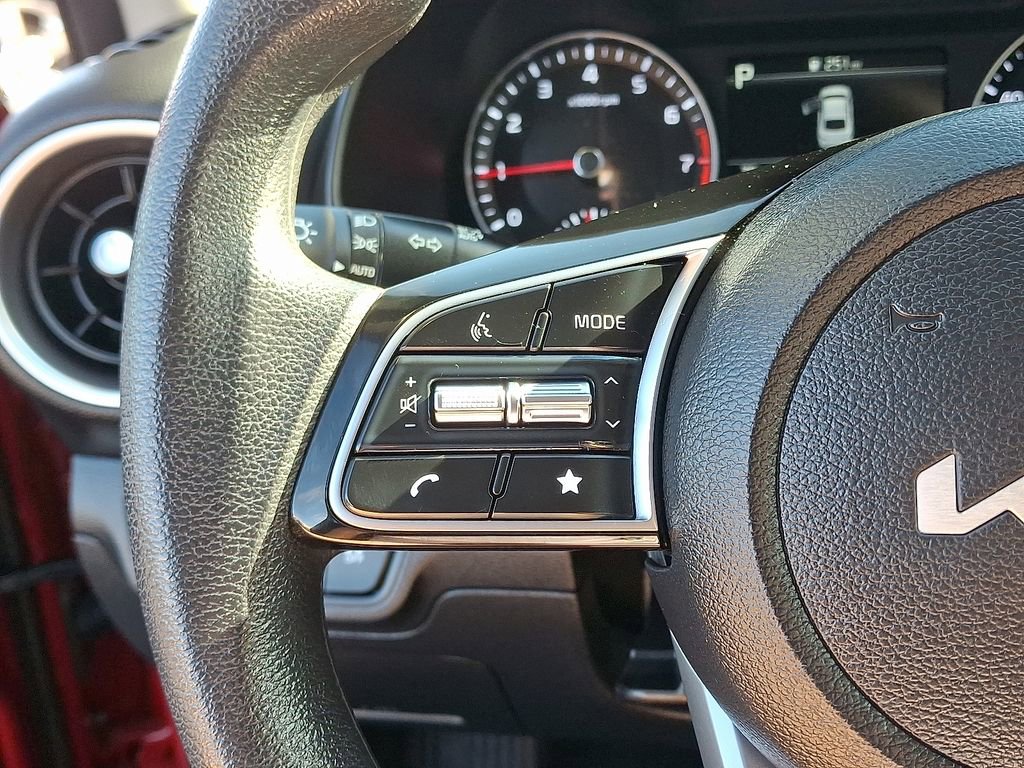 Used 2022 Kia Forte LXS image 20
