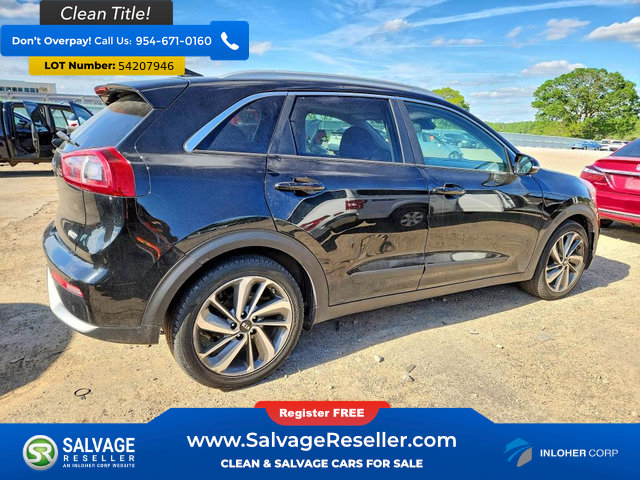 Used 2017 Kia Niro Touring w/ Advanced Technology Package FWD image 4