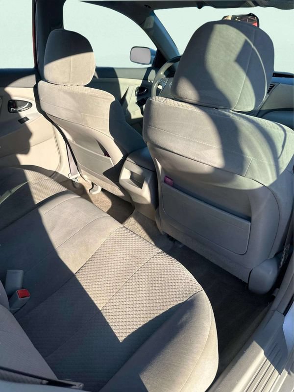 Used 2009 Toyota Camry LE FWD image 9