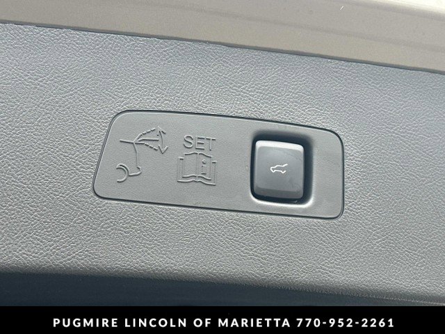 New 2026 Lincoln Corsair Premiere image 19