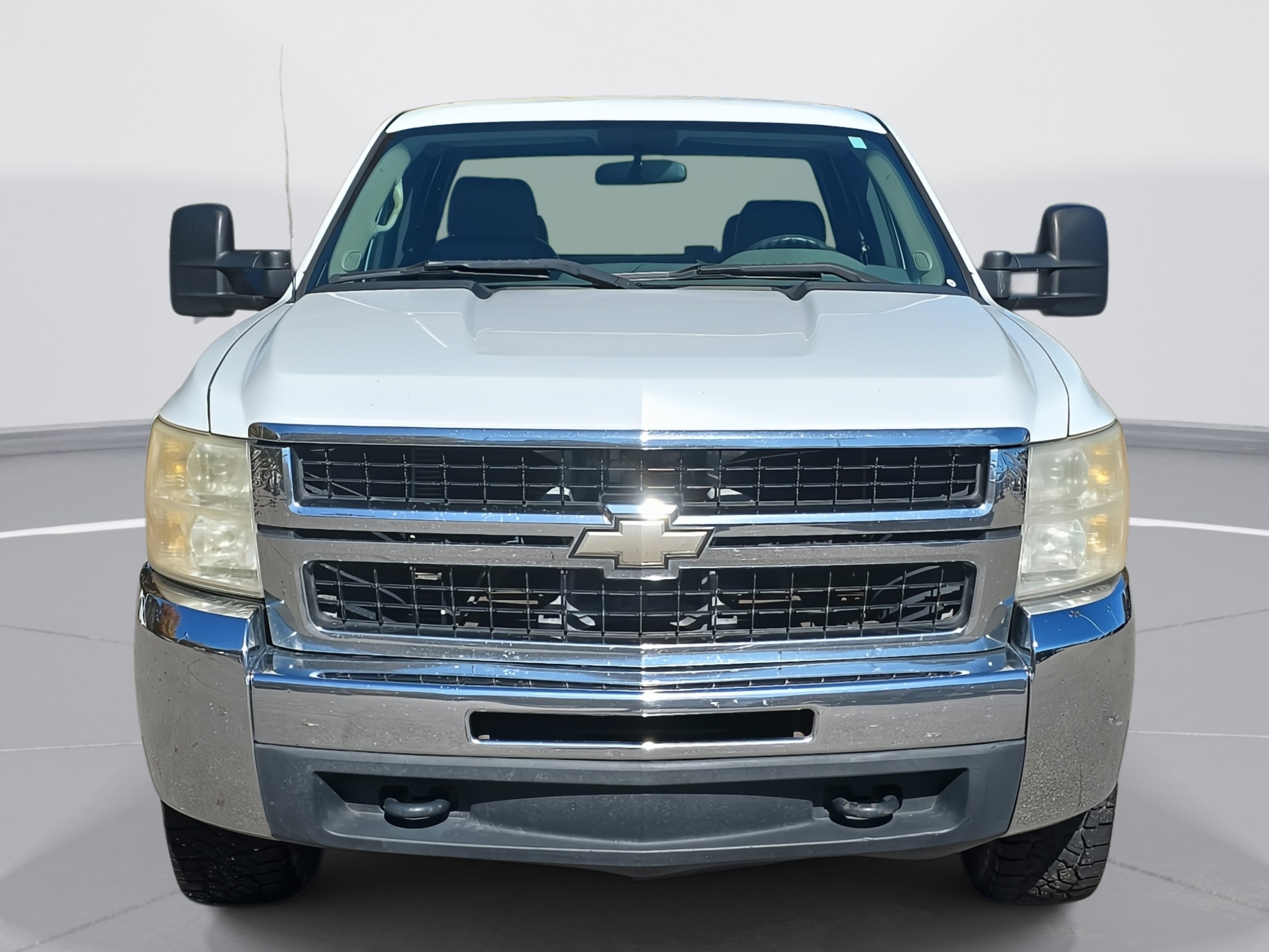 Used 2010 Chevrolet Silverado 2500 W/T image 2