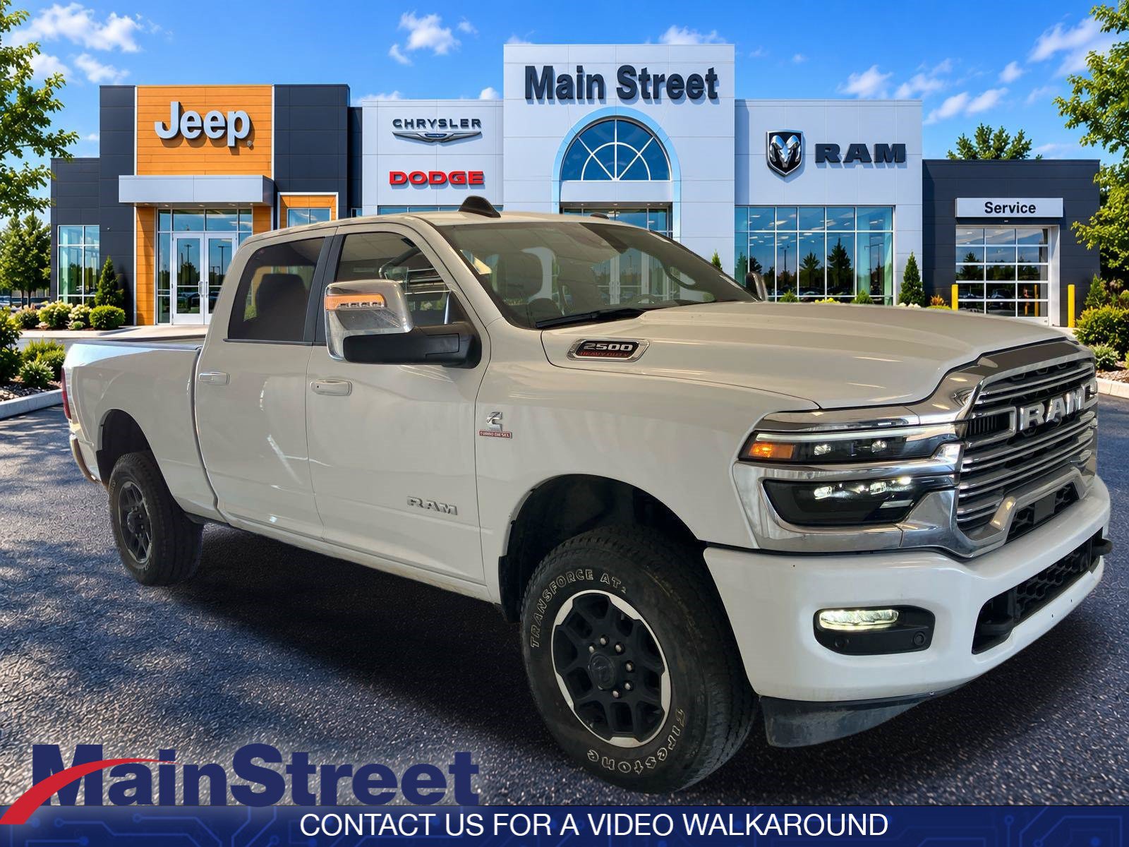Used 2026 RAM 2500 Laramie AWD/4WD image 2