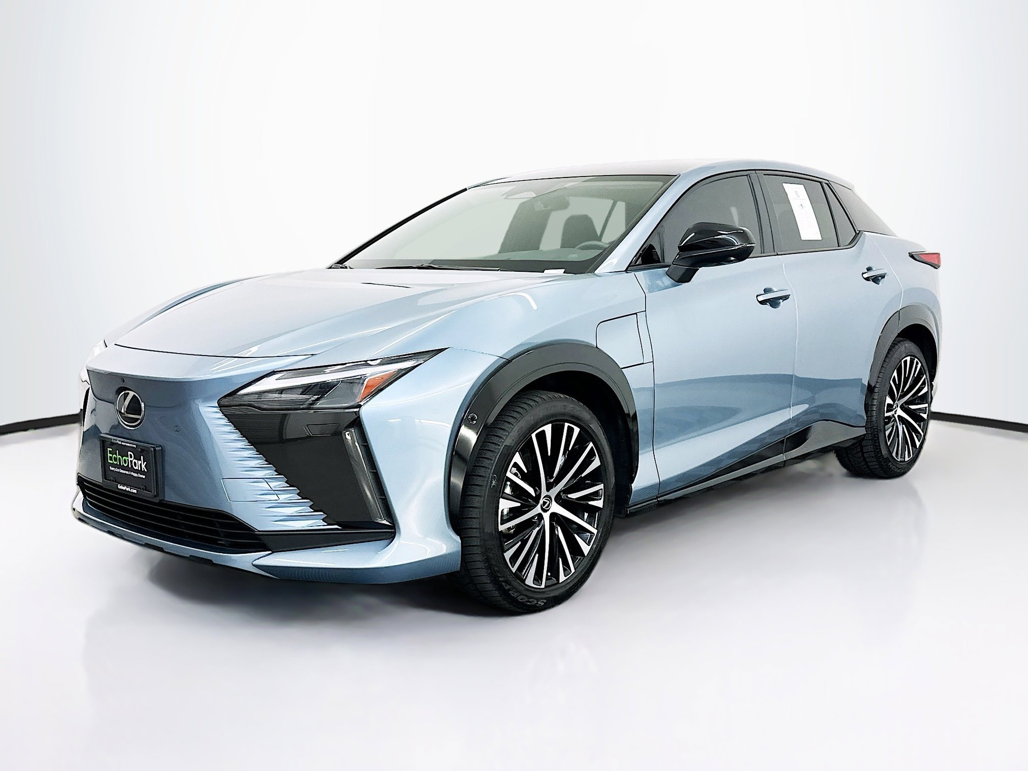 Used 2023 Lexus RZ 450e Premium w/ Cold Area Package AWD/4WD image 3