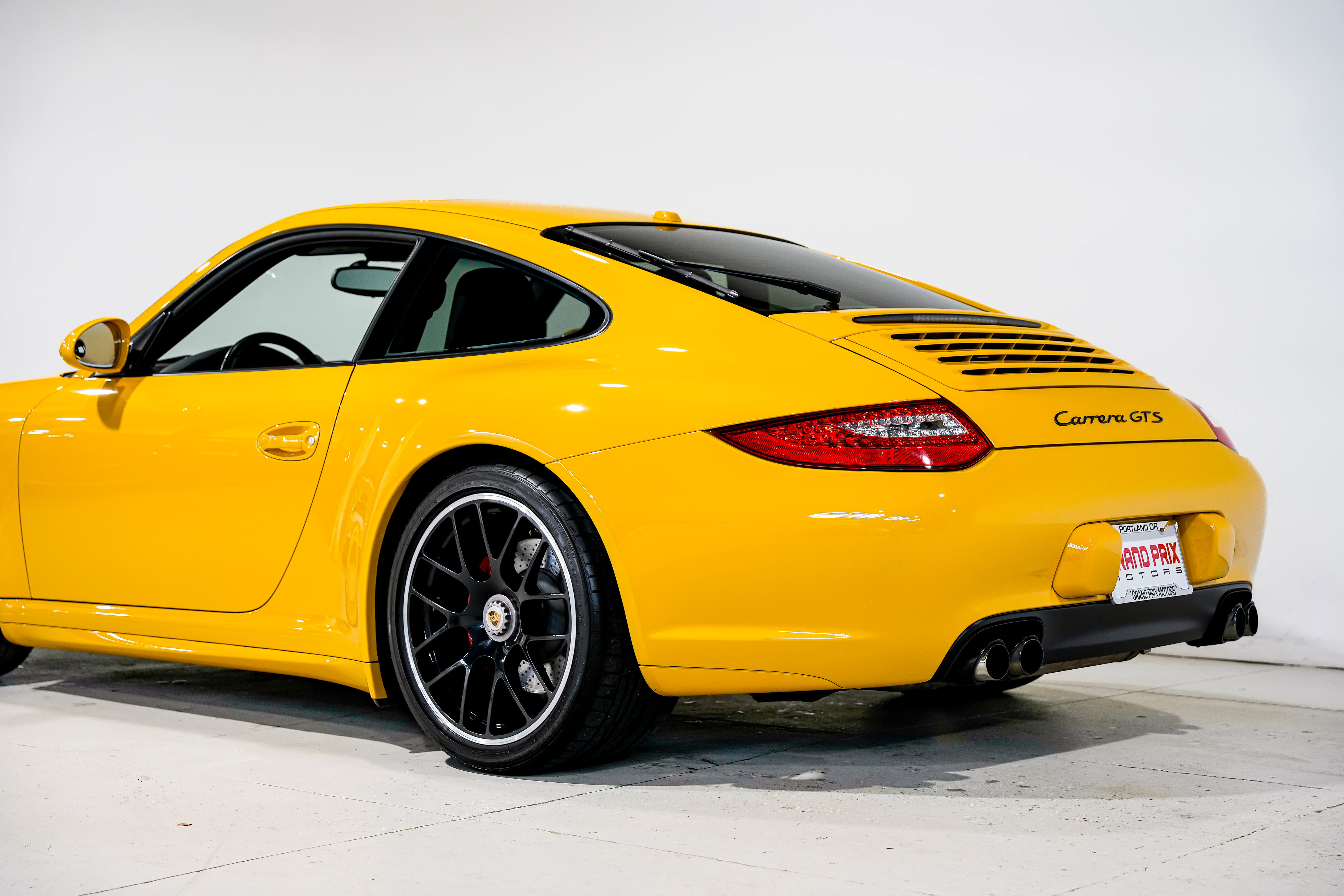 Used 2011 Porsche 911 Carrera GTS image 34