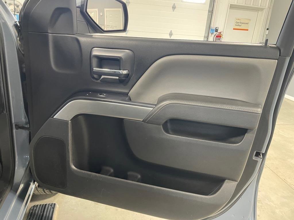 Used 2015 Chevrolet Silverado 1500 LT w/ LT Convenience Package AWD/4WD image 24