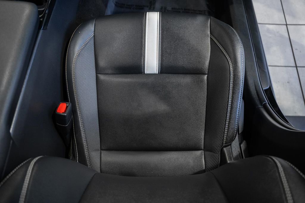 Used 2025 Toyota Camry SE image 29