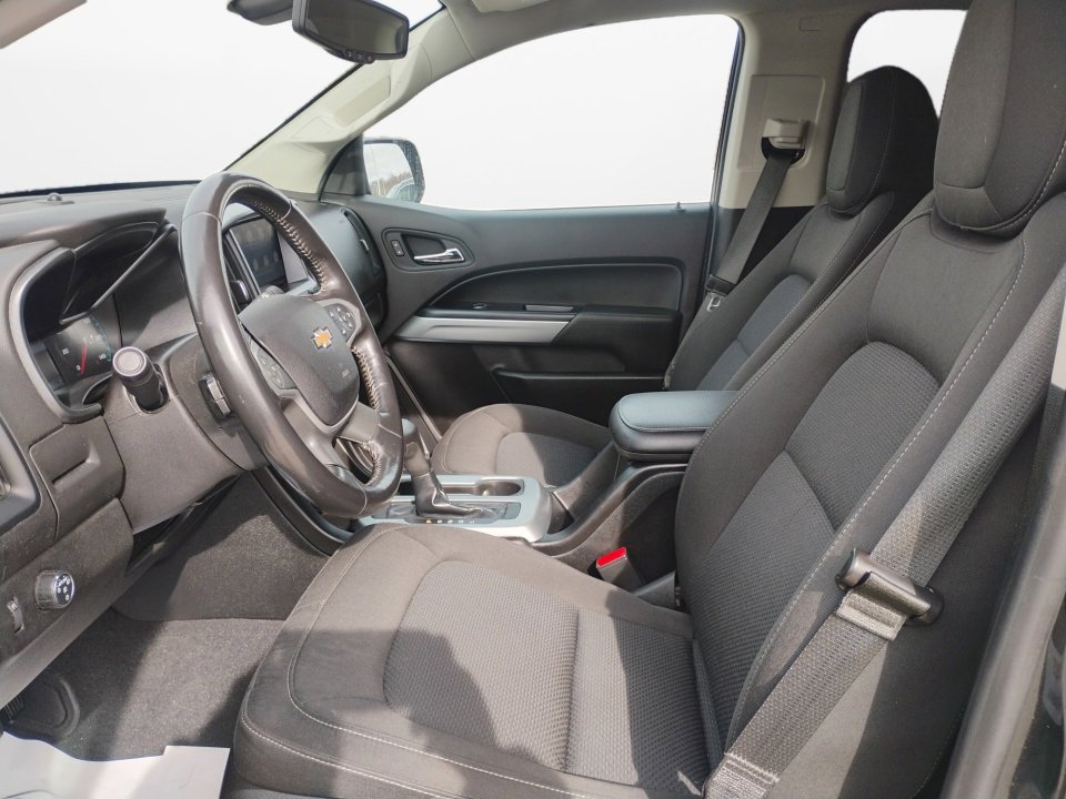Used 2019 Chevrolet Colorado LT w/ LT Convenience Package image 9