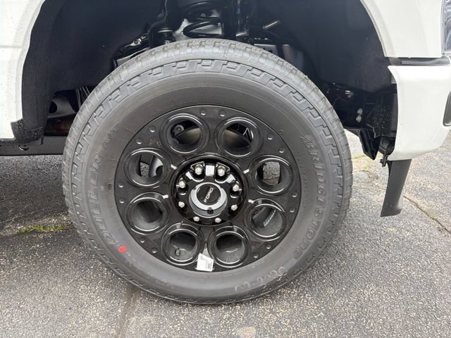 New 2026 Ford F250 Lariat w/ Black Appearance Package AWD/4WD image 15