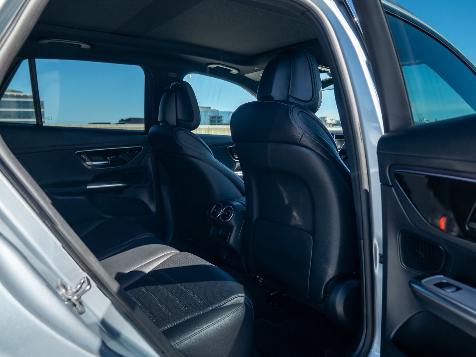 Certified 2025 Mercedes-Benz GLC 350e 4MATIC image 26
