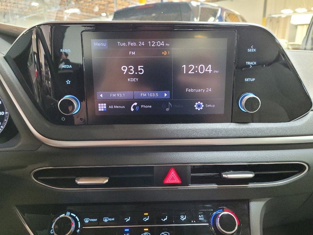 Used 2023 Hyundai Sonata SE image 25