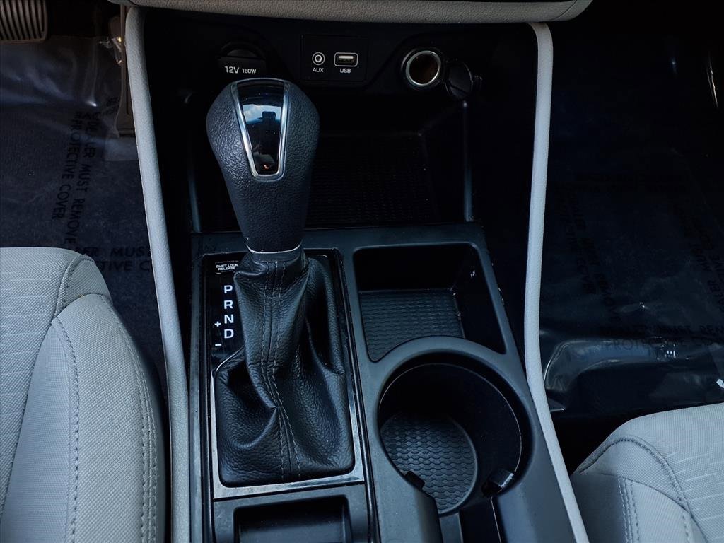 Used 2021 Hyundai Tucson SE w/ Cargo Package image 11