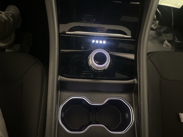 New 2025 Jeep Grand Cherokee Laredo X w/ Luxury Tech Group I image 19