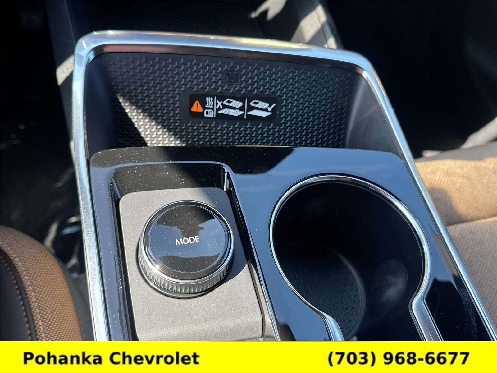 New 2027 Chevrolet Equinox ACTIV w/ Convenience Package III AWD/4WD image 17