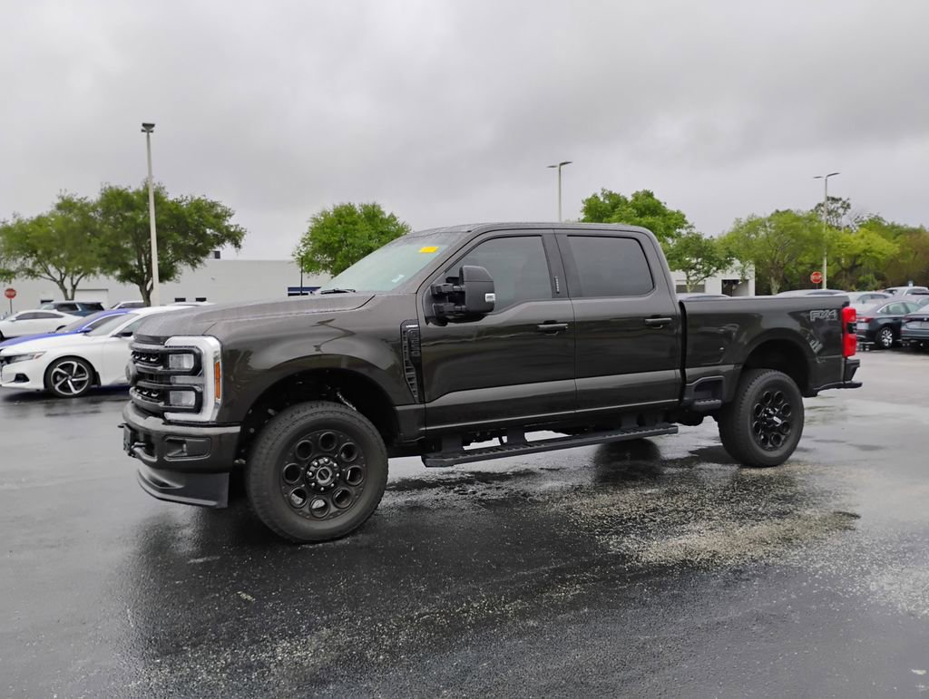 Used 2024 Ford F250 Lariat w/ Black Appearance Package image 10