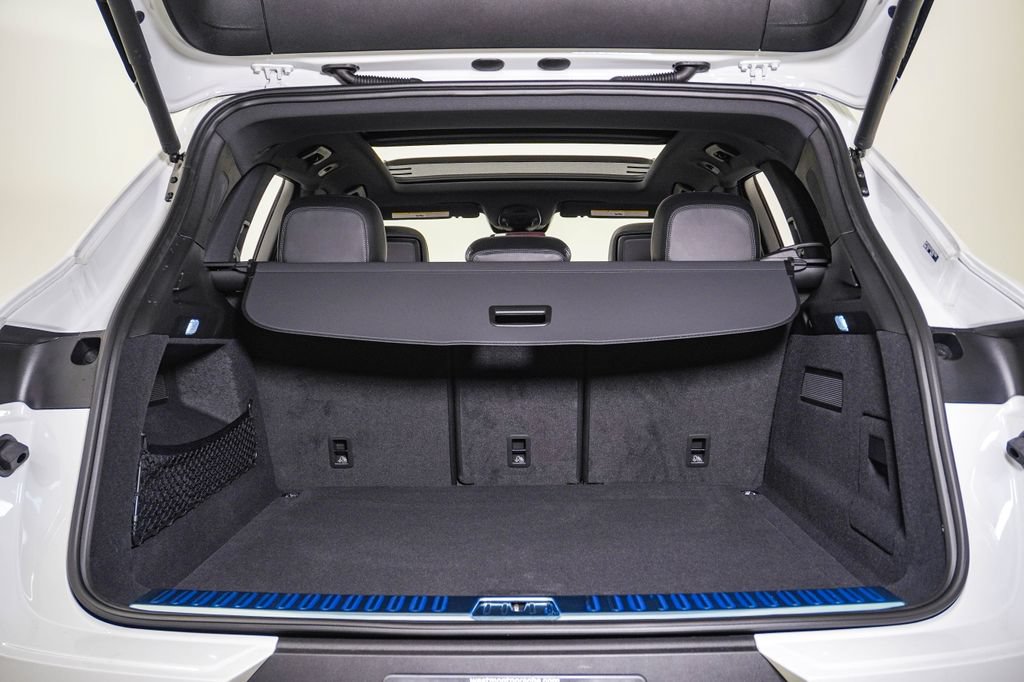 New 2026 Porsche Cayenne AWD/4WD image 28