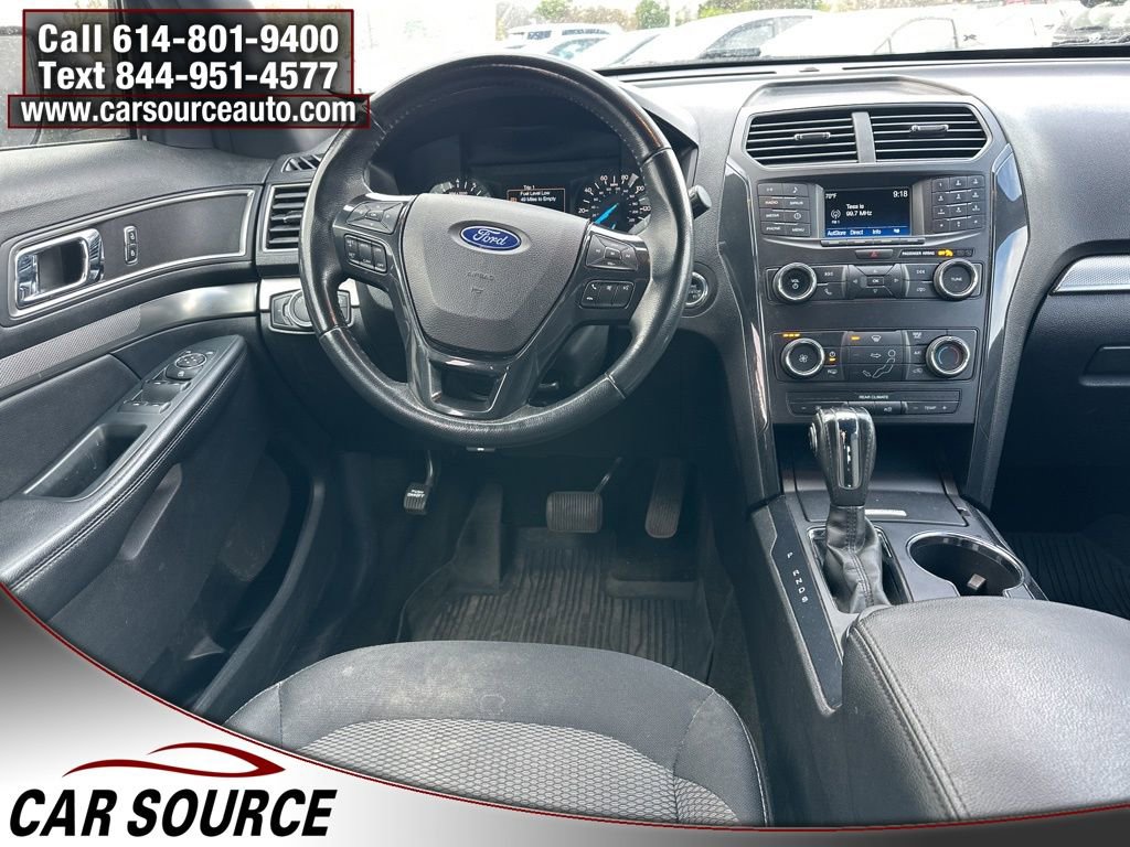 Used 2018 Ford Explorer XLT image 15
