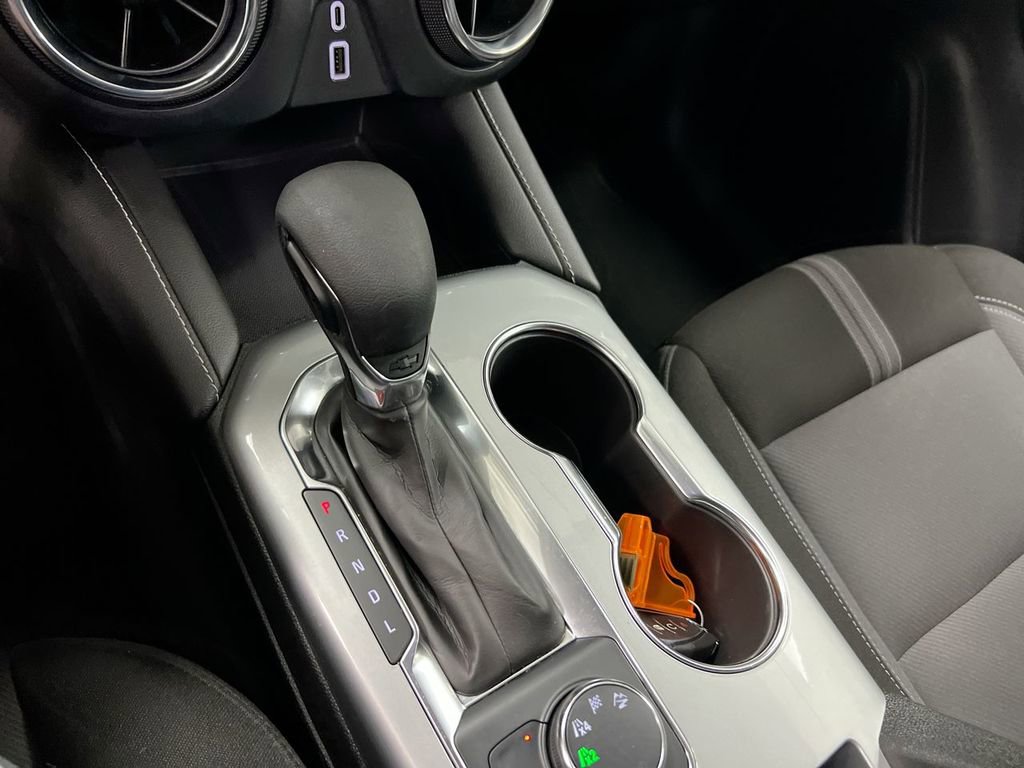 Used 2025 Chevrolet Blazer LT image 17