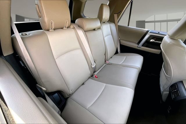 Used 2017 Toyota 4Runner SR5 Premium AWD/4WD image 23