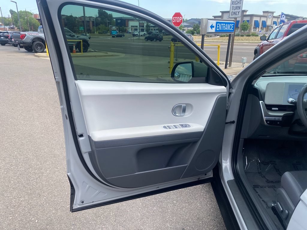 Used 2024 Hyundai Ioniq 5 SEL AWD/4WD image 10