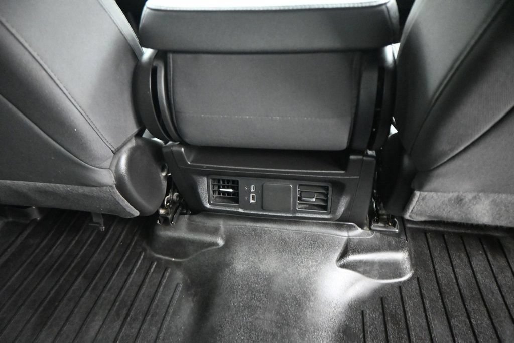 Used 2025 GMC Sierra 2500 Pro w/ Convenience Package AWD/4WD image 17