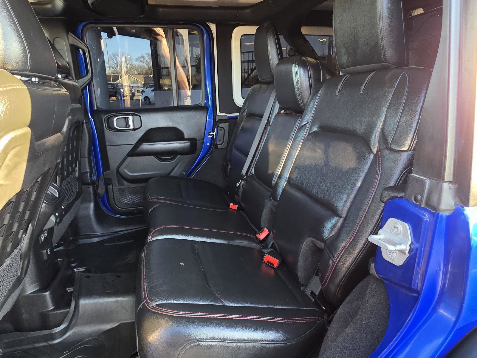 Used 2018 Jeep Wrangler Unlimited Rubicon image 36