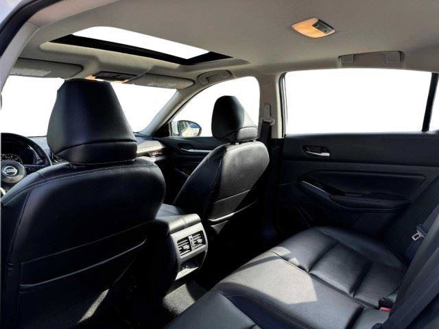 Used 2022 Nissan Altima 2.5 SL AWD/4WD image 38