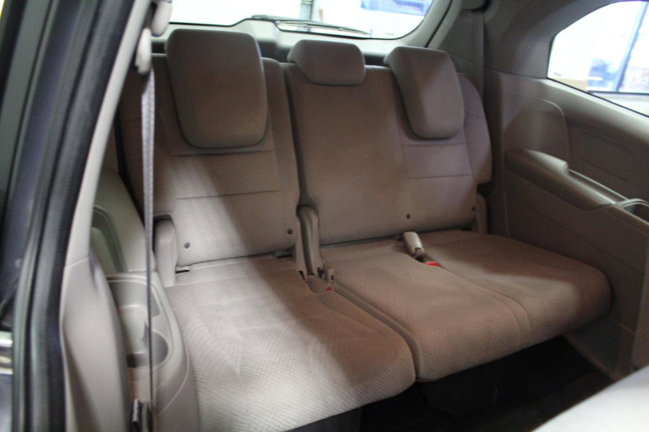 Used 2015 Honda Odyssey LX image 22
