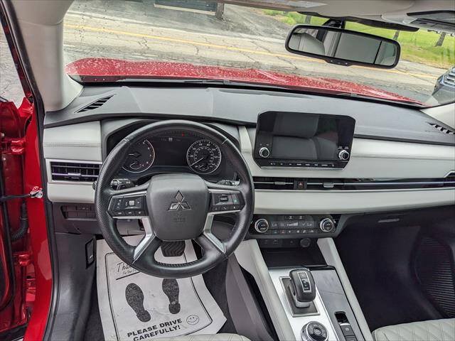 Used 2022 Mitsubishi Outlander SEL FWD image 14