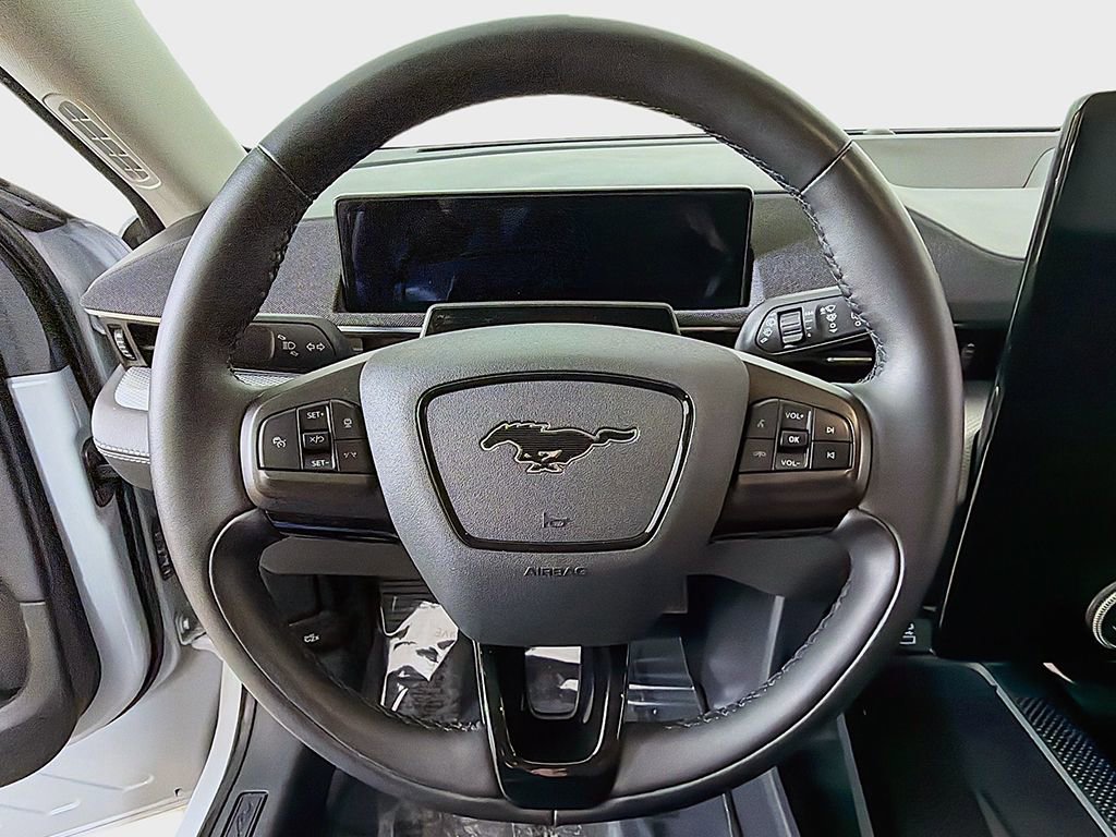 Used 2023 Ford Mustang Mach-E Select image 28